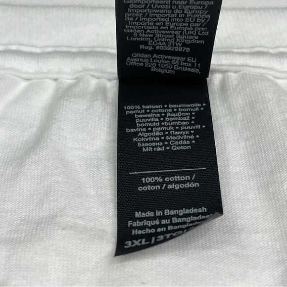 Poshmark Poshfest 2023 San Diego Tee Gildan Tshirt  White Black Swag Souvenir - Picture 11 of 12